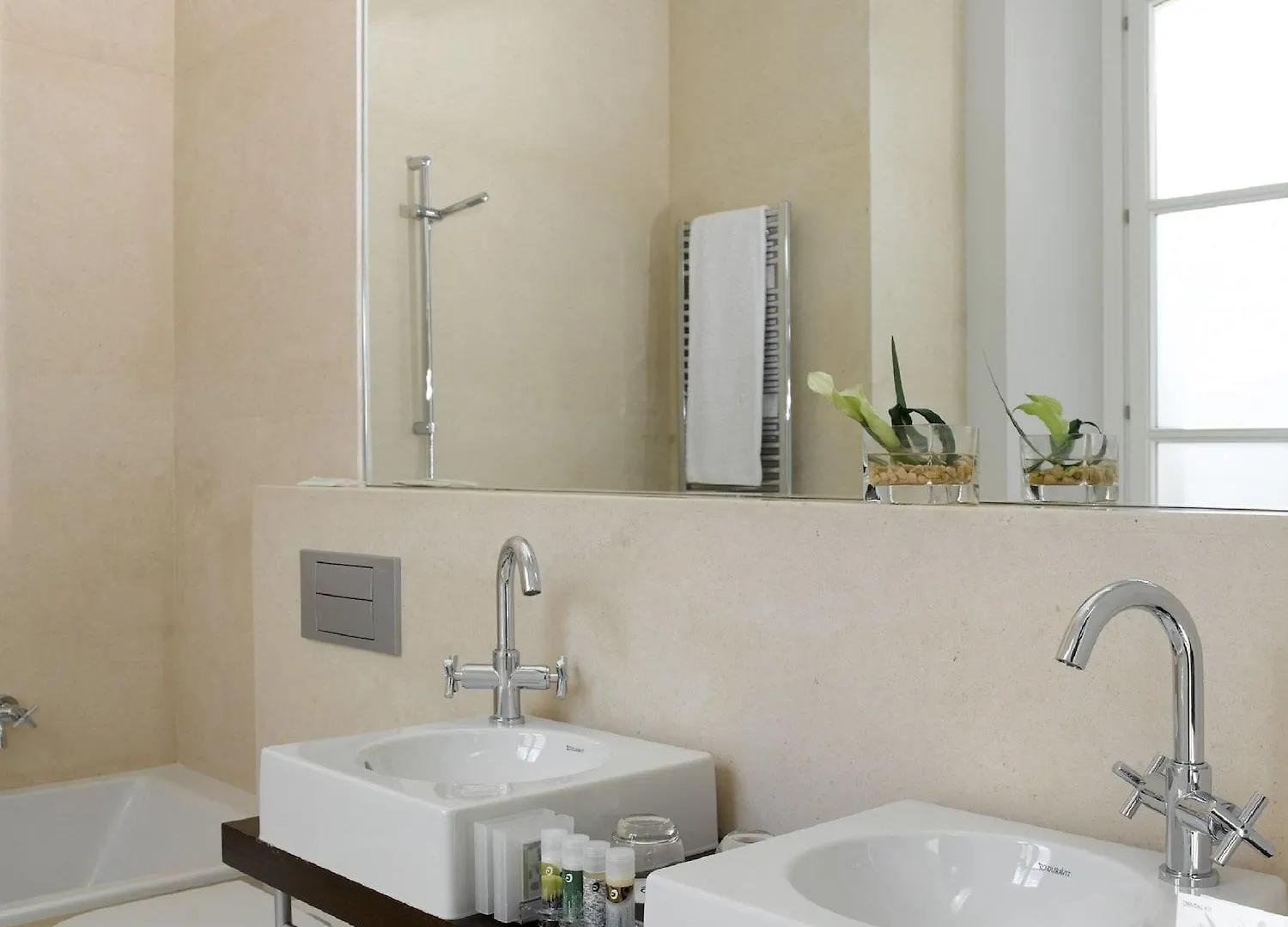 Hotel Villa Paulita Puigcerda 4*,  Spain
