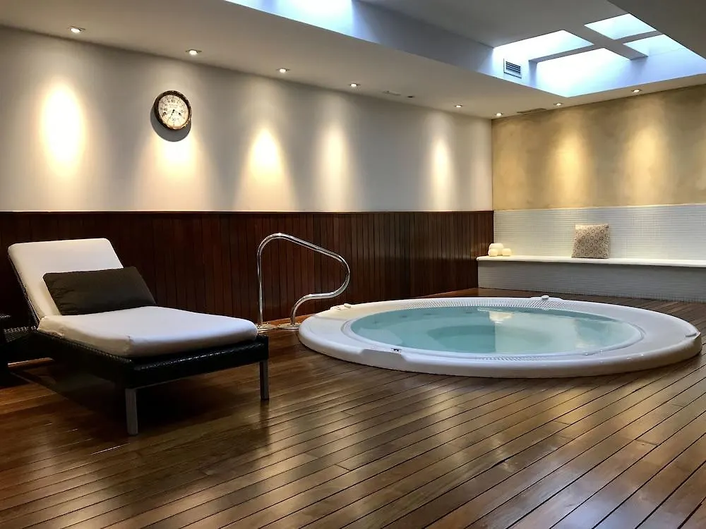 Hotel Villa Paulita Puigcerda