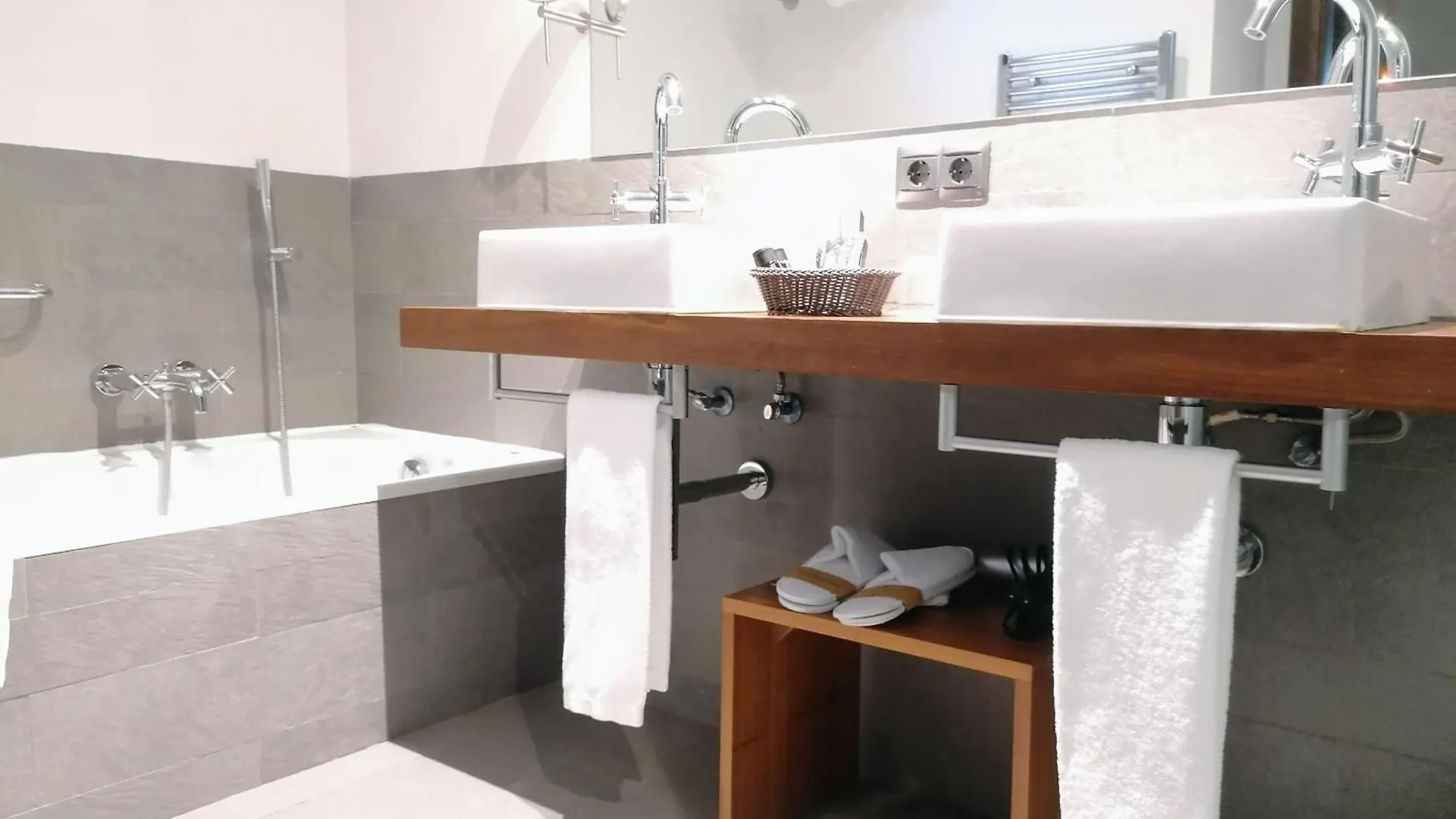 Hotel Villa Paulita Puigcerda